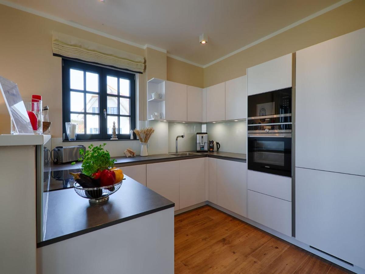 Reetland Am Meer - Luxus Reetdachvilla Mit 3 Schlafzimmern, Sauna Und Kamin F18 ดรันส์เคอ ภายนอก รูปภาพ